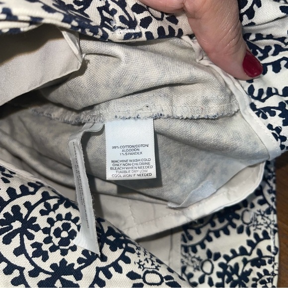 LOFT Marisa Mosaic Riviera Pant Size 4 Black/Ivory Crop - Picture 6 of 7